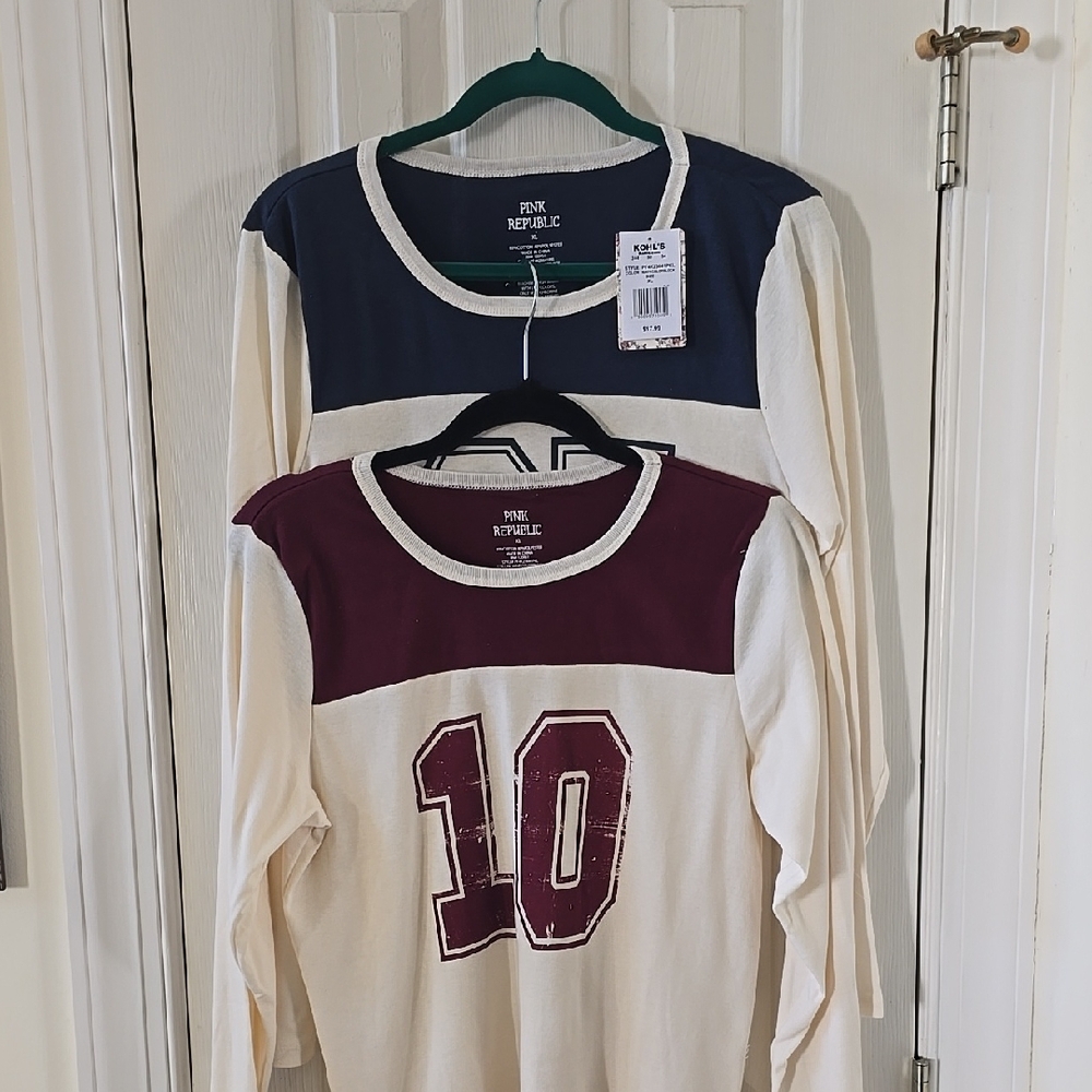 PINK REPUBLIC BRAND WOMEN'S JUNIOR SIZE LONG SLEEVES TOPS BUNDLE OF 2, SIZE XL